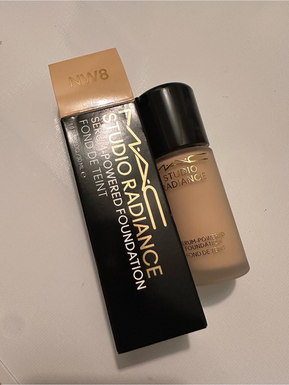 MAC Studio Radiance Serum Powered Foundation - NW8